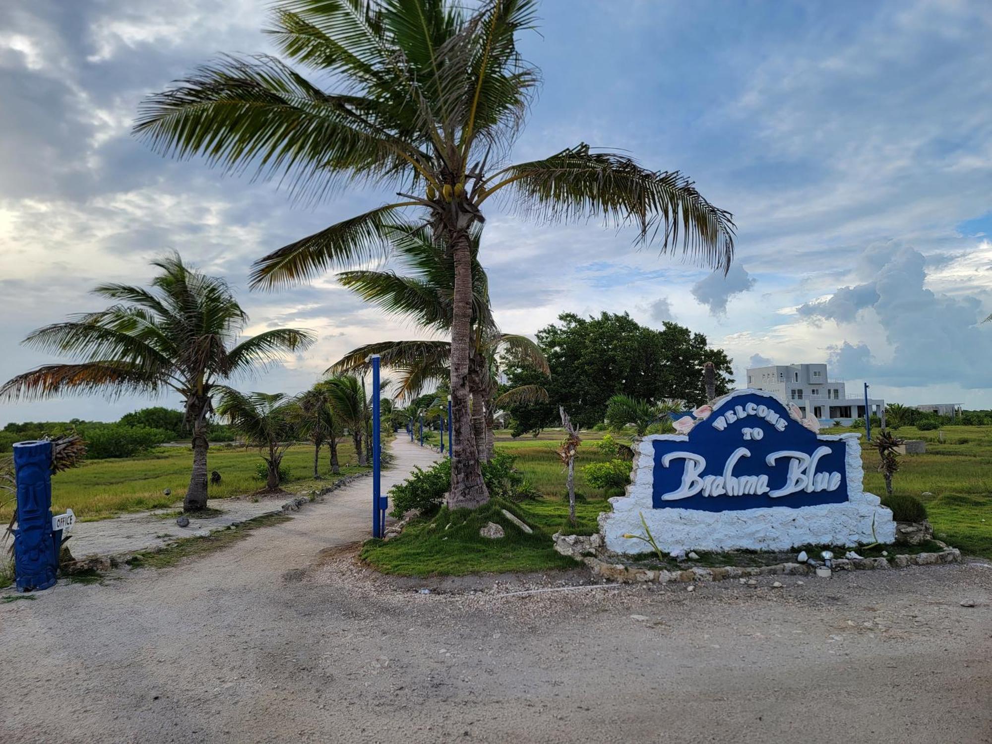 Brahma Blue Resort 圣佩德罗 外观 照片
