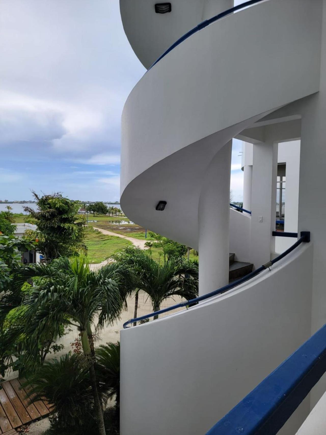 Brahma Blue Resort 圣佩德罗 外观 照片