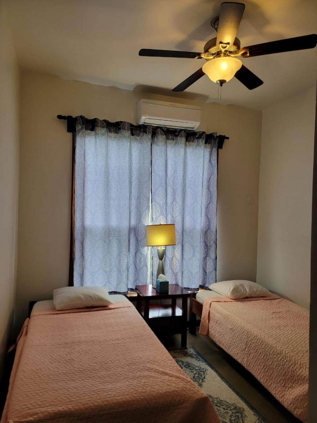 Brahma Blue Resort 圣佩德罗 外观 照片