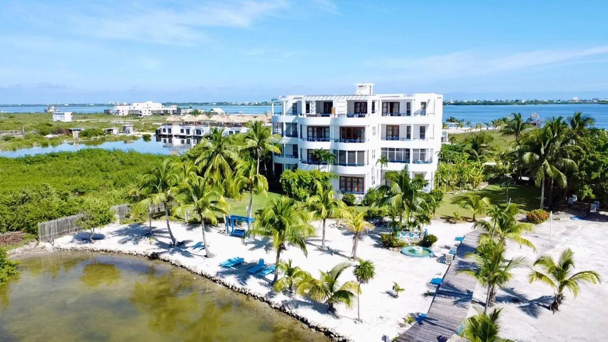 Brahma Blue Resort 圣佩德罗 外观 照片